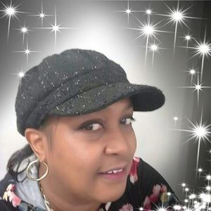 Meet your Posher, Debra